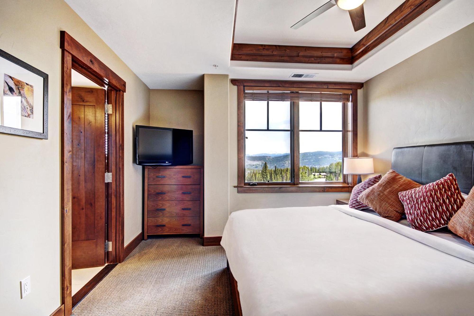 One Ski Hill, A Rockresort