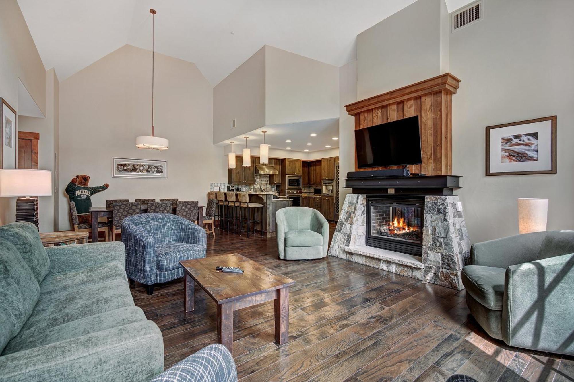 One Ski Hill, A Rockresort 4*